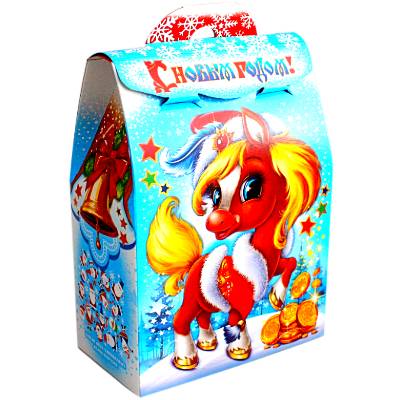 Детский новогодний подарок в картонной упаковке весом 600 грамм